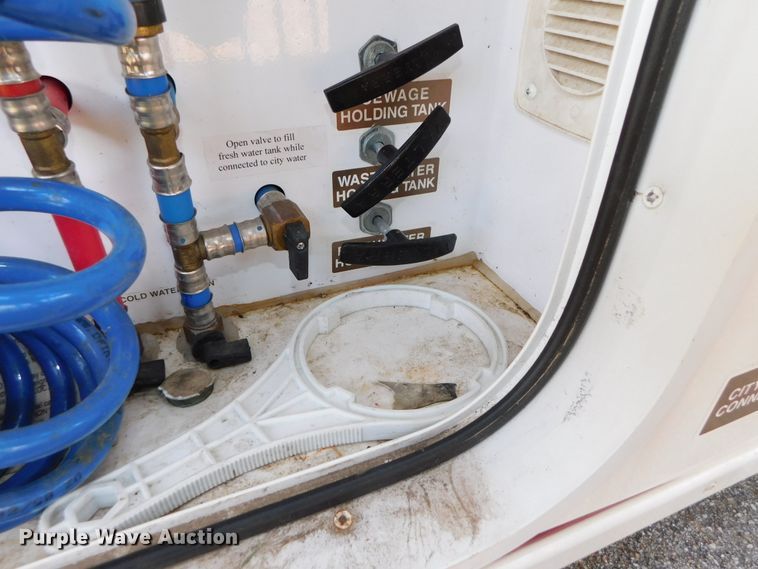 image for item DJ5998 2011 Excell D31RLE  camper