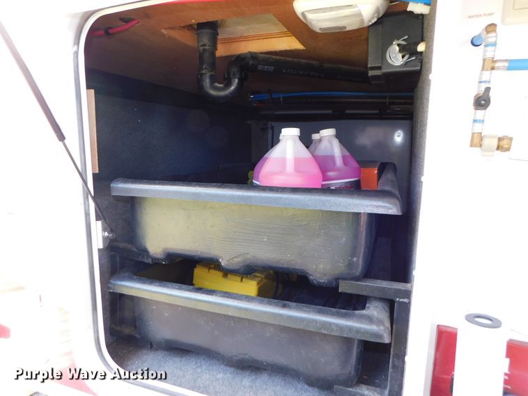 image for item DJ5998 2011 Excell D31RLE  camper