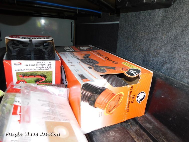 image for item DJ5998 2011 Excell D31RLE  camper