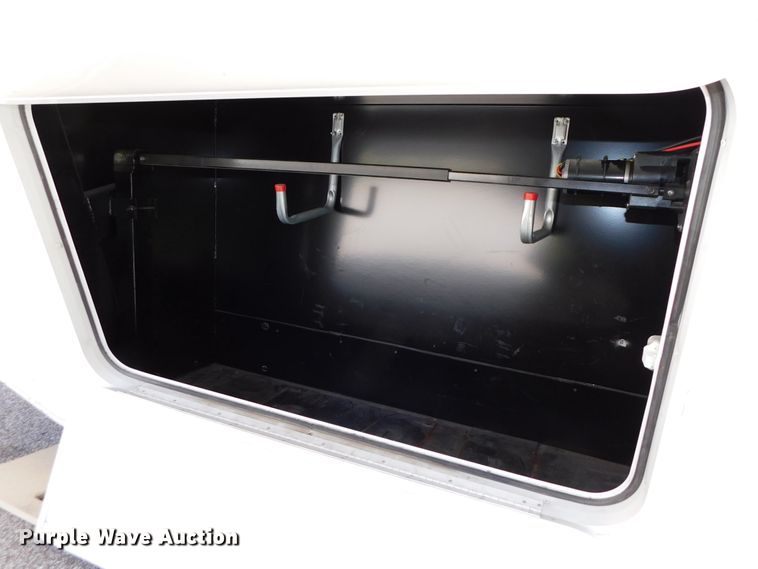 image for item DJ5998 2011 Excell D31RLE  camper