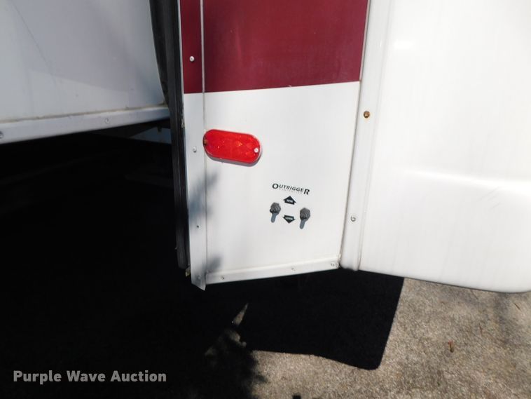 image for item DJ5998 2011 Excell D31RLE  camper