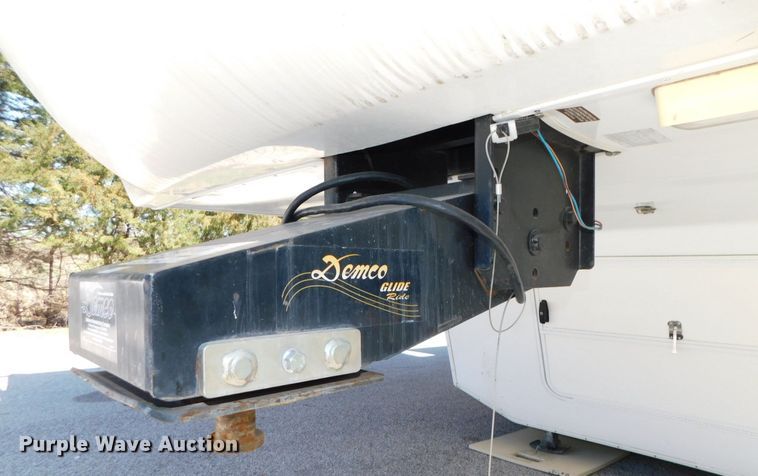 image for item DJ5998 2011 Excell D31RLE  camper