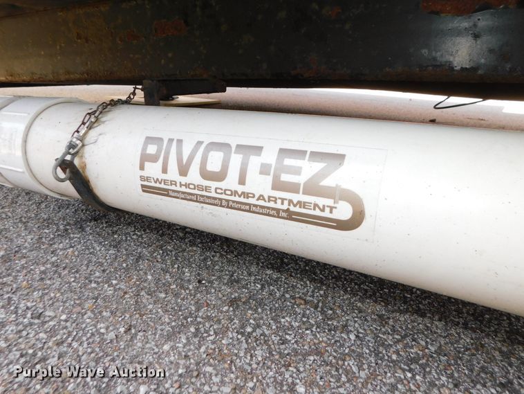 image for item DJ5998 2011 Excell D31RLE  camper