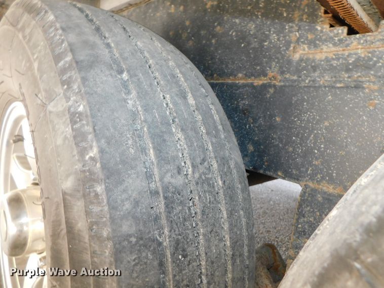 image for item DJ5998 2011 Excell D31RLE  camper