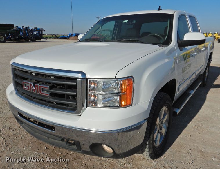 image for item DJ8389 2011 GMC Sierra 1500  Crew Cab pickup truck