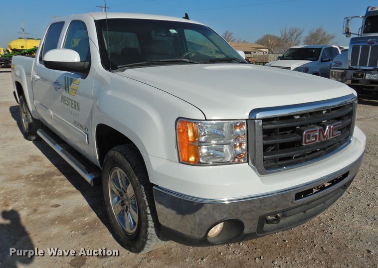 image for item DJ8389 2011 GMC Sierra 1500  Crew Cab pickup truck