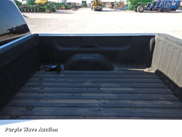 image for item DJ8389 2011 GMC Sierra 1500  Crew Cab pickup truck