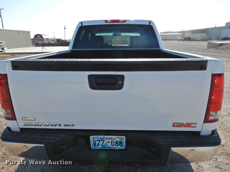 image for item DJ8389 2011 GMC Sierra 1500  Crew Cab pickup truck
