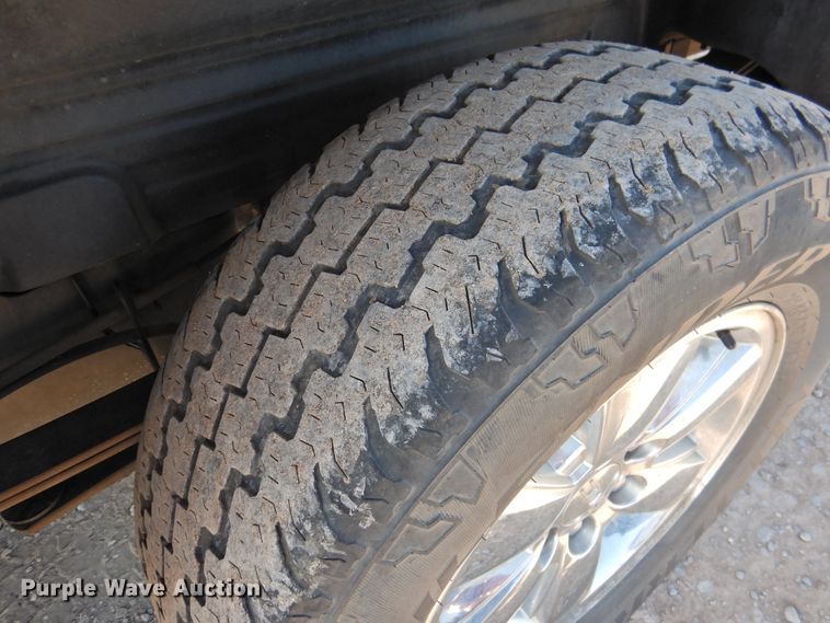 image for item DJ8389 2011 GMC Sierra 1500  Crew Cab pickup truck