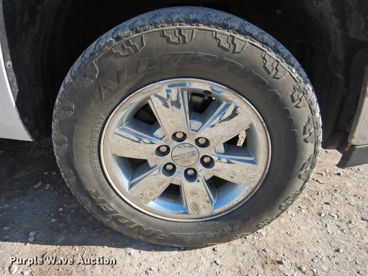 image for item DJ8389 2011 GMC Sierra 1500  Crew Cab pickup truck