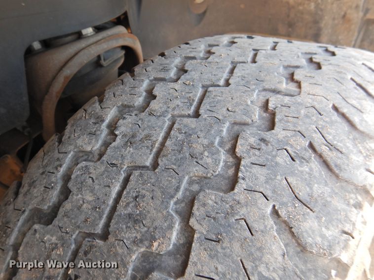 image for item DJ8389 2011 GMC Sierra 1500  Crew Cab pickup truck