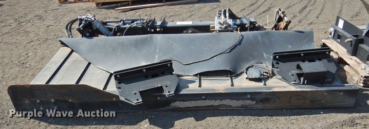 image for item DJ8402 RCI 316M hay merger