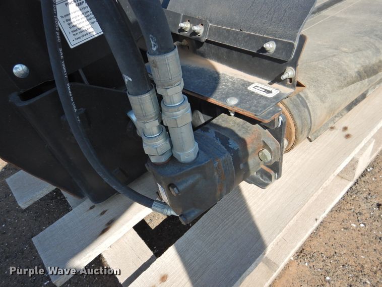 image for item DJ8402 RCI 316M hay merger