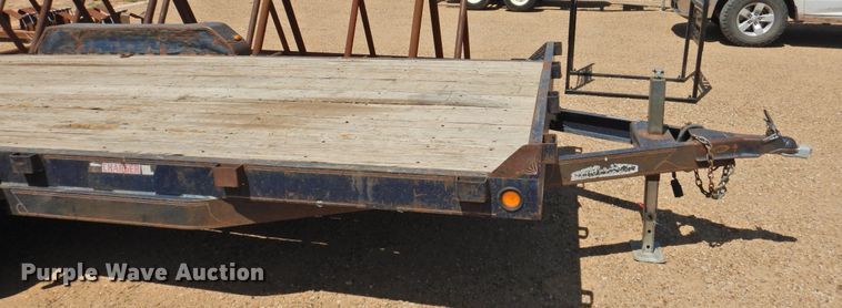 image for item DJ8408 2004 Diamond C  utility trailer