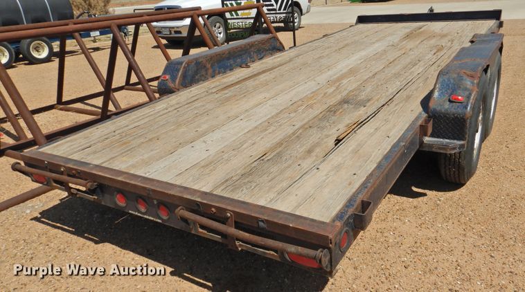image for item DJ8408 2004 Diamond C  utility trailer