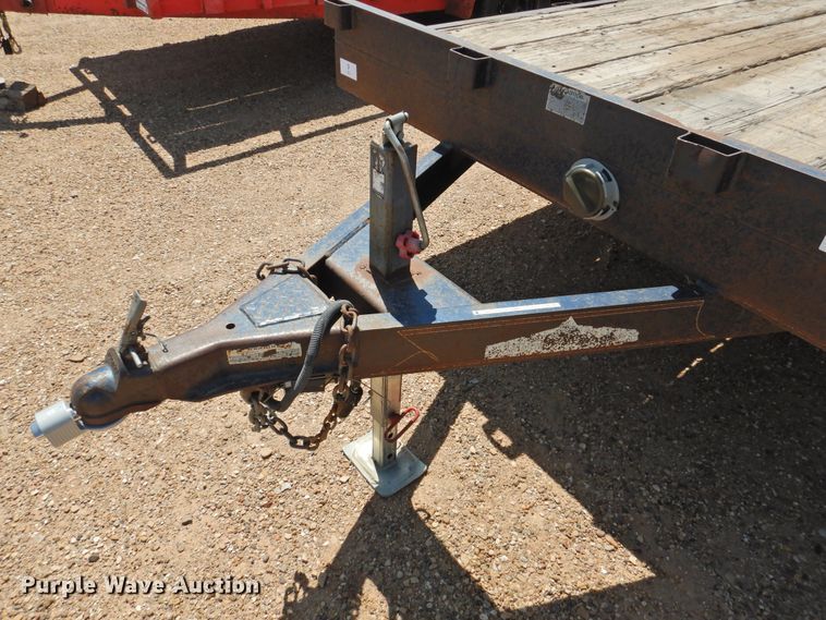 image for item DJ8408 2004 Diamond C  utility trailer
