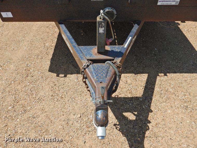 image for item DJ8408 2004 Diamond C  utility trailer