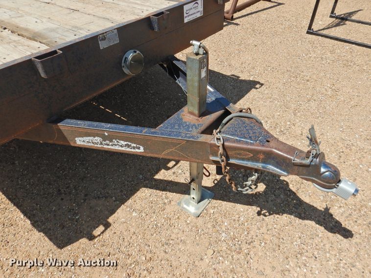 image for item DJ8408 2004 Diamond C  utility trailer