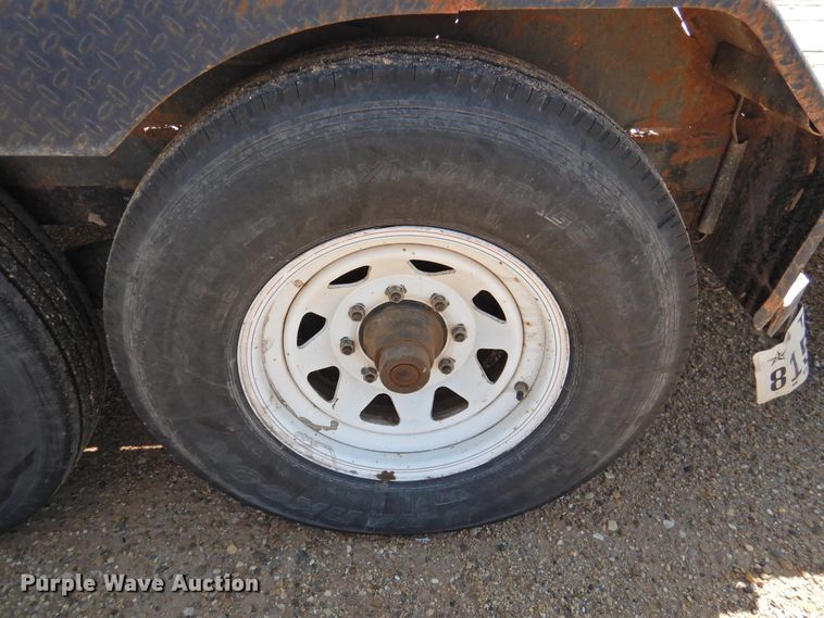 image for item DJ8408 2004 Diamond C  utility trailer