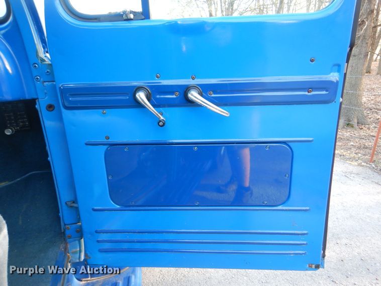 image for item DJ8726 1951 Ford F1  pickup truck