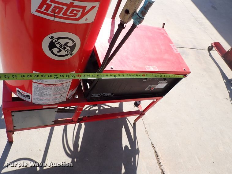 image for item DK4651 Hotsy 981A  pressure washer