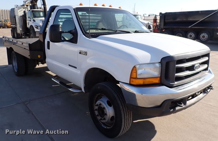image for item DK4653 2000 Ford F550 Super Duty  flatbed truck
