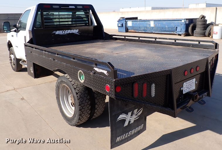 image for item DK4653 2000 Ford F550 Super Duty  flatbed truck