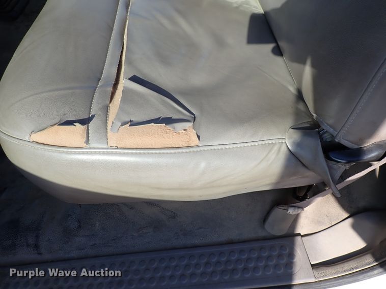 image for item DK4653 2000 Ford F550 Super Duty  flatbed truck