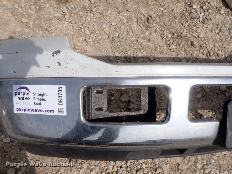 image for item DK4705 (3) Ford F350 front bumpers