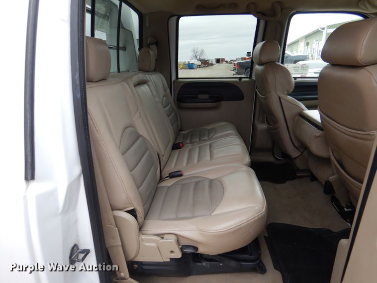 image for item DL2192 2007 Ford F550 Super Duty XLT  flatbed truck