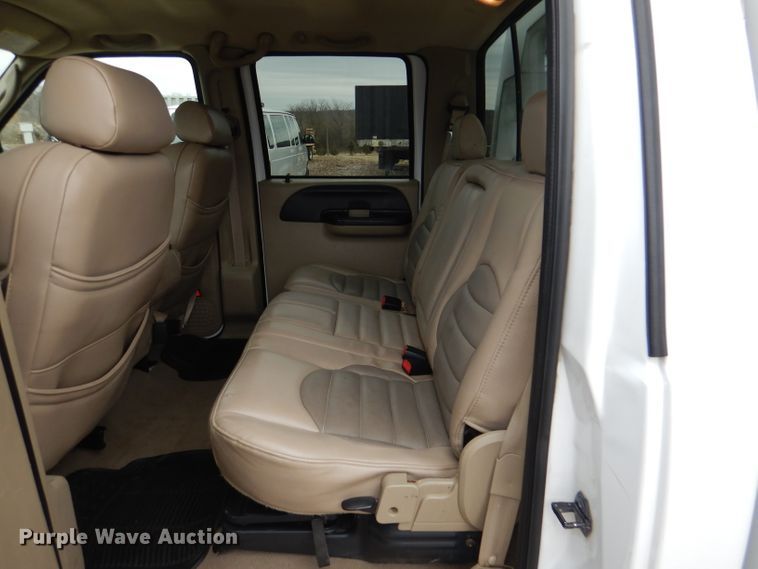 image for item DL2192 2007 Ford F550 Super Duty XLT  flatbed truck