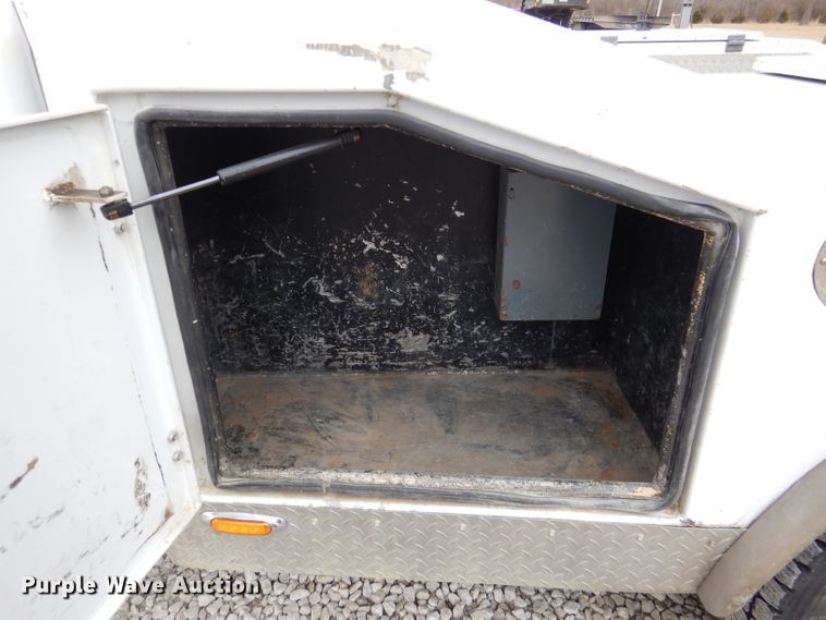 image for item DL2192 2007 Ford F550 Super Duty XLT  flatbed truck