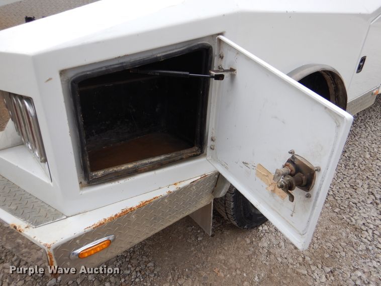 image for item DL2192 2007 Ford F550 Super Duty XLT  flatbed truck