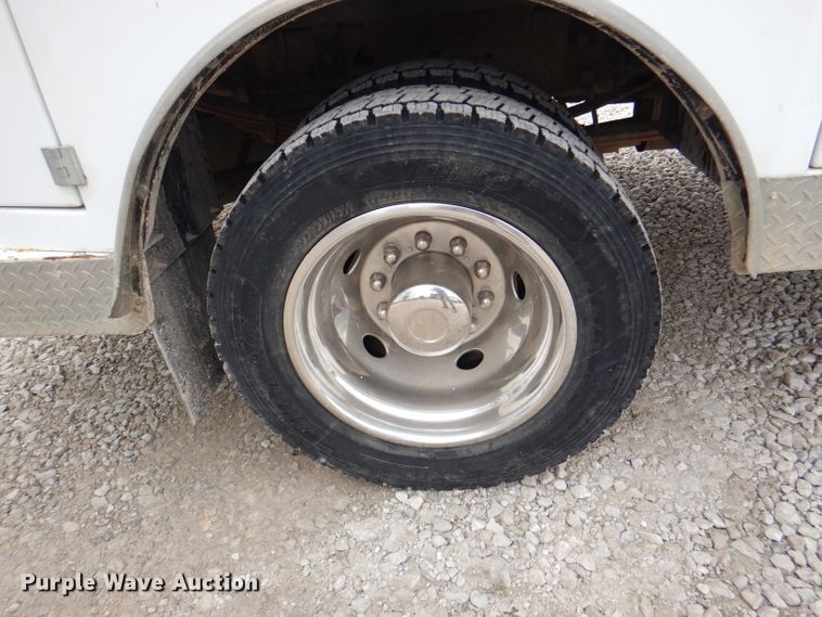 image for item DL2192 2007 Ford F550 Super Duty XLT  flatbed truck