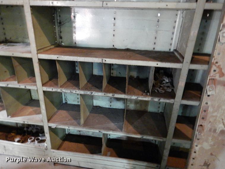 image for item DL2772 (14) metal shelves