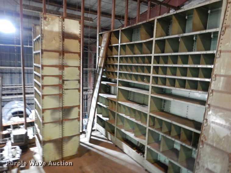 image for item DL2772 (14) metal shelves