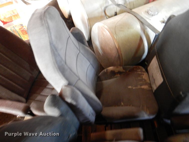 image for item DL2773 (8) air ride seats