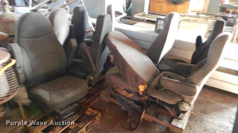 image for item DL2774 (9) air ride seats