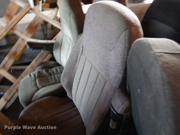 image for item DL2774 (9) air ride seats