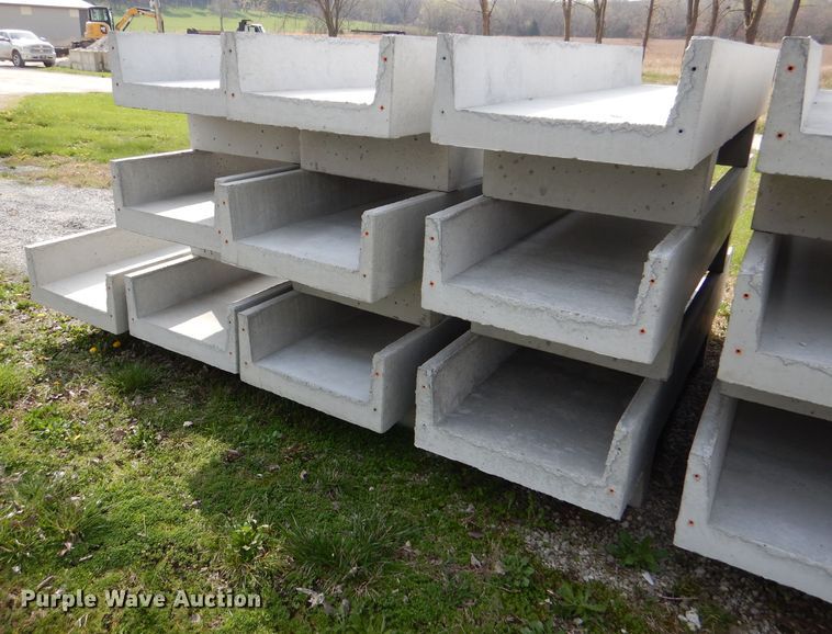 image for item DL2776 (10) concrete feed bunks