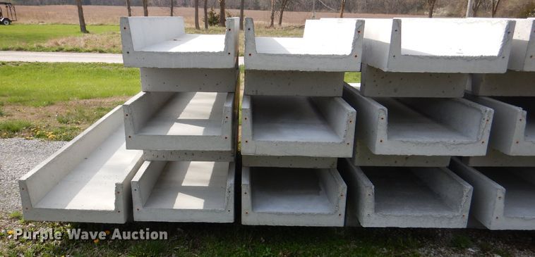 image for item DL2776 (10) concrete feed bunks