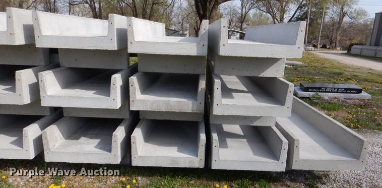 image for item DL2776 (10) concrete feed bunks