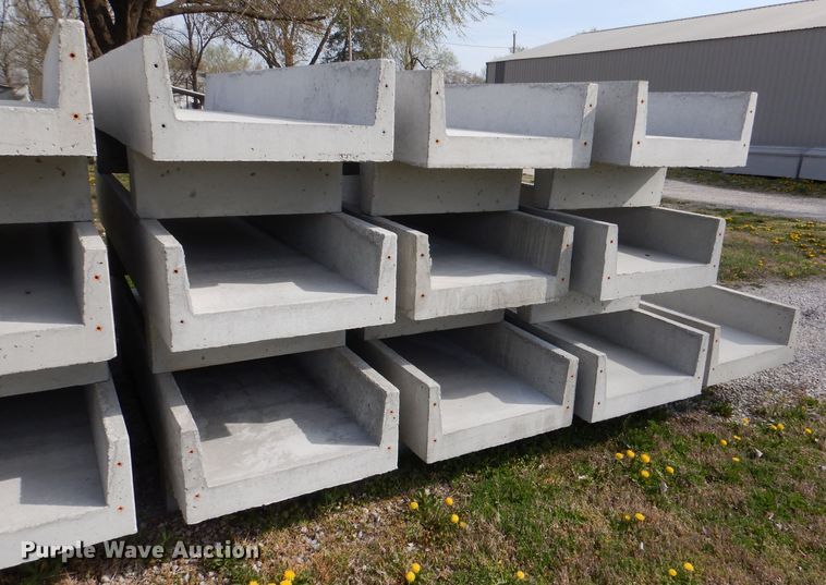 image for item DL2776 (10) concrete feed bunks