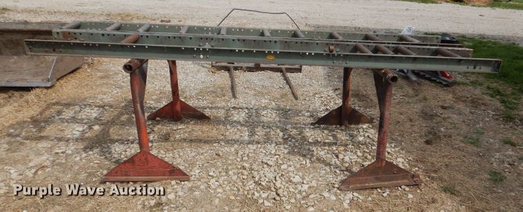 image for item DL2781 (4) metal stands