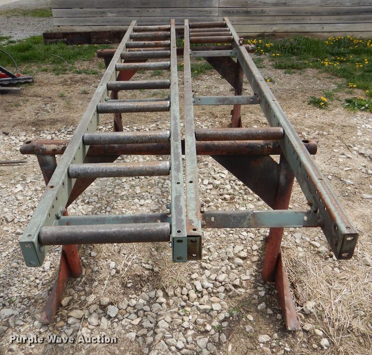 image for item DL2781 (4) metal stands