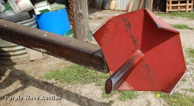 image for item DL2783 Bale unroller