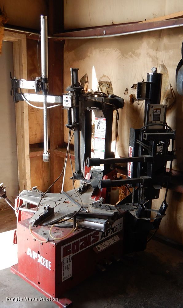 image for item DL2838 Coats APX80E  tire machine