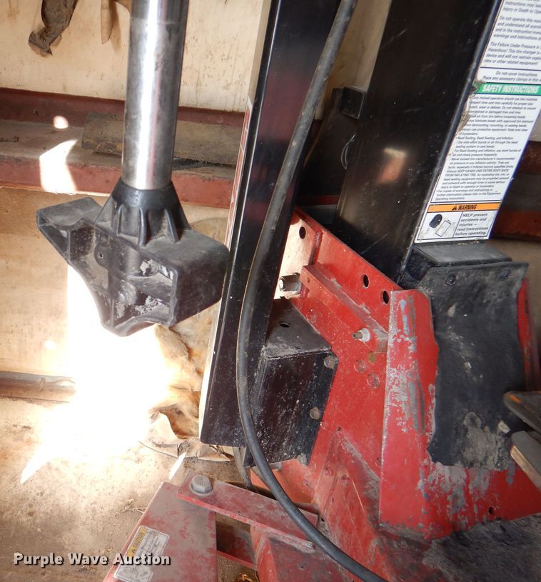 image for item DL2838 Coats APX80E  tire machine