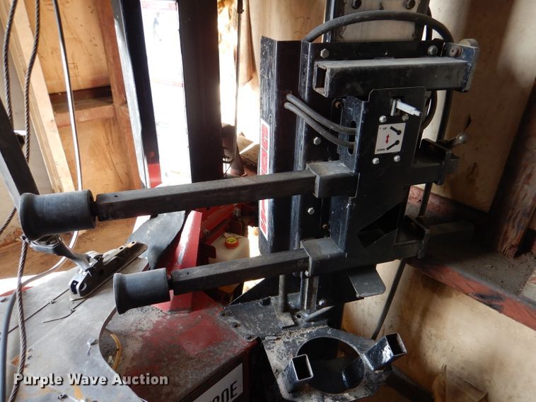 image for item DL2838 Coats APX80E  tire machine