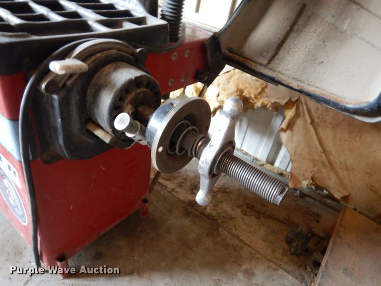 image for item DL2839 Coats 1250  tire balancer